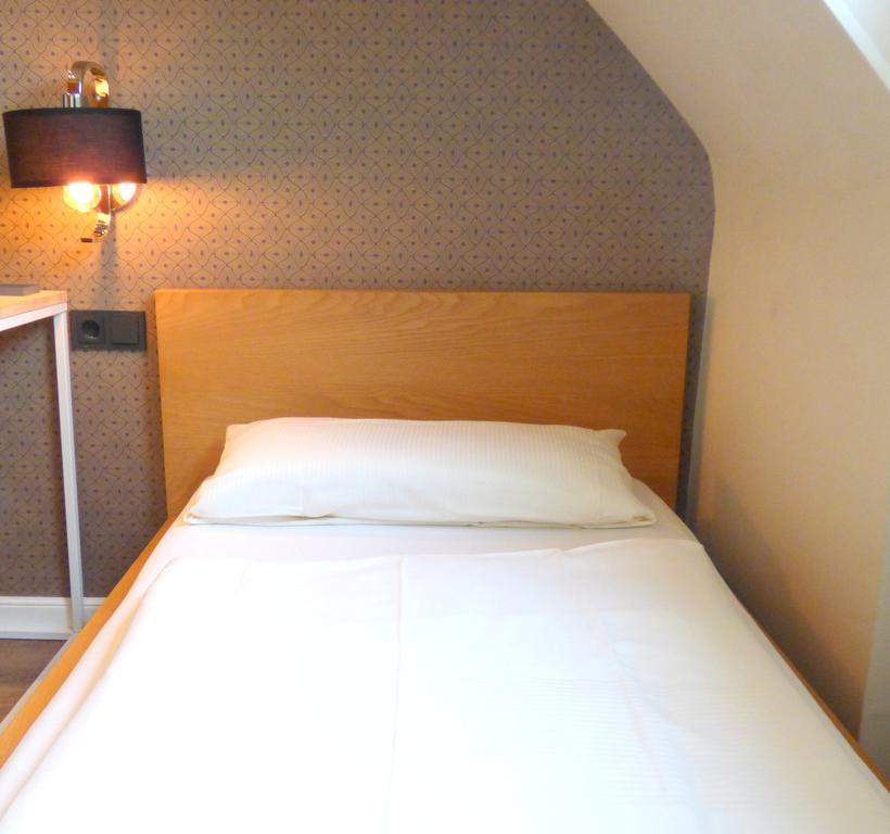 Hotel Akazienhof 杜伊斯堡 外观 照片