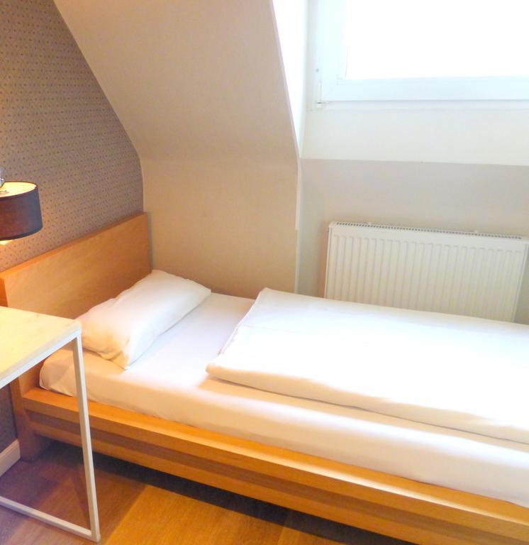 Hotel Akazienhof 杜伊斯堡 外观 照片